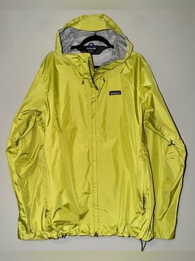 Patagonia yellow green waterproof jacket with hood XL men’s
